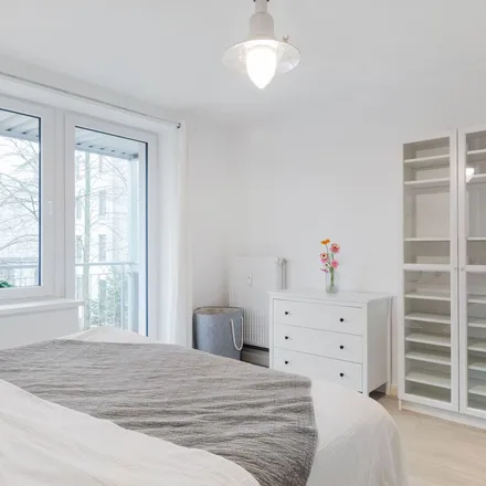 Rent this 2 bed apartment on Oberaltenallee 36 in 22081 Hamburg, Germany