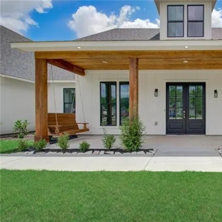 Buy this 5 bed house on 558 Road 662 in Dayton, Texas
