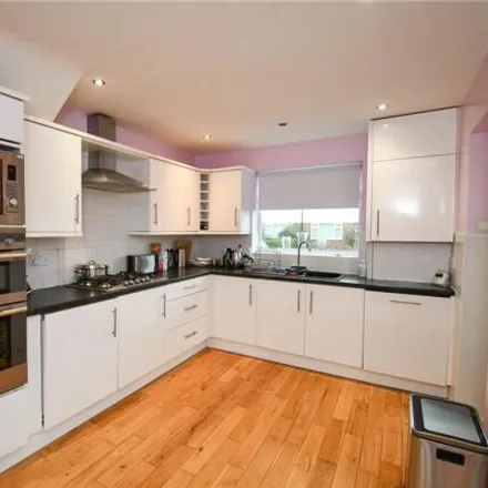 Image 3 - 1 Arundel Close, Pensby, CH61 8TB, United Kingdom - House for sale