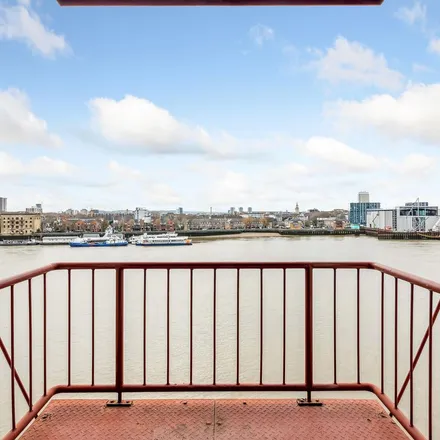 Image 2 - Orient Wharf, 70 Wapping High Street, London, E1W 2PD, United Kingdom - Apartment for rent