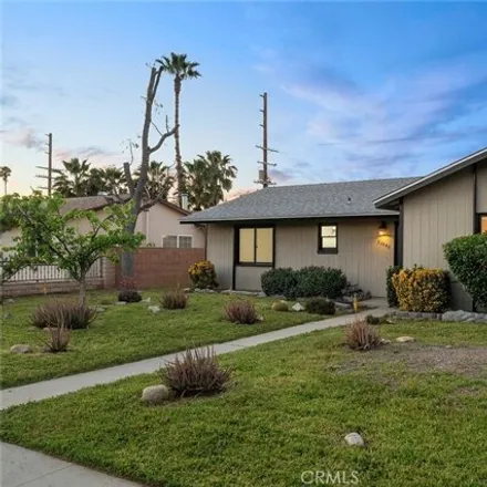Image 3 - Alley ‎88911, Los Angeles, CA 91307, USA - House for sale