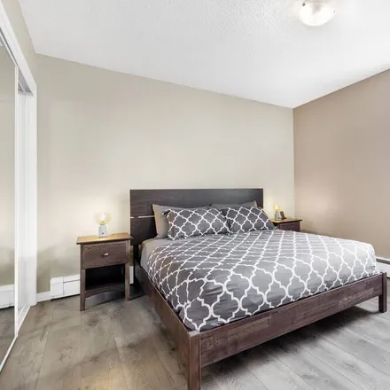 Rent this 1 bed condo on Edmonton in AB T5H 2Y8, Canada