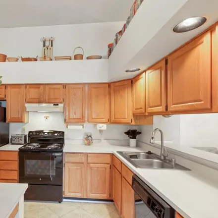 Image 6 - 12220 Eagles Nest Court, Germantown, MD 20874, USA - Condo for sale