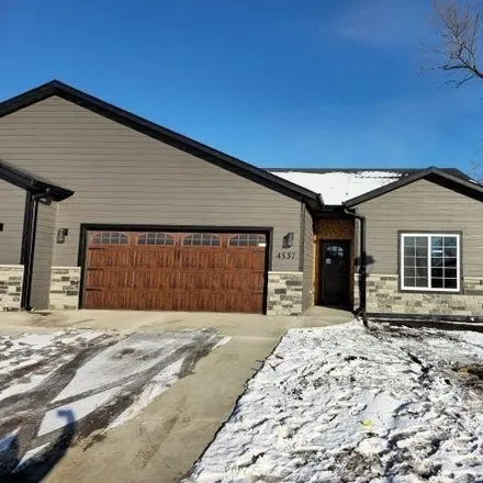 Buy this 2 bed condo on 4579 West Graceland Place in Sioux Falls, SD 57106