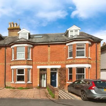 Buy this 5 bed townhouse on Beaconsfield Road in Basingstoke, RG21 3DQ