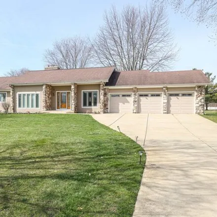 Buy this 5 bed house on Chambellan Lane in Wayne, DuPage County