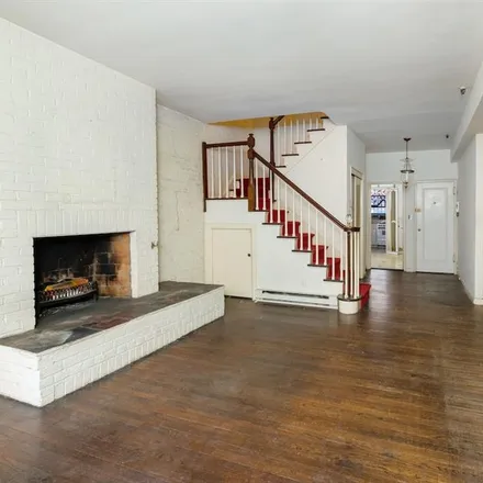 Image 7 - 139 EAST 95TH STREET in New York - Townhouse for sale