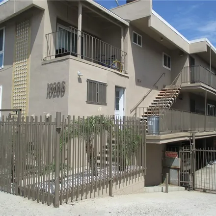 Rent this 1 bed apartment on South Inglewood Avenue in Inglewood, CA 90260