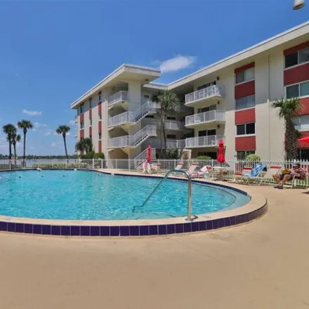 Buy this 3 bed condo on 2801 North Halifax Avenue in Daytona Beach, FL 32118