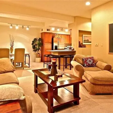 Image 5 - 9707 East Mountain View Road, Scottsdale, AZ 85258, USA - Apartment for rent