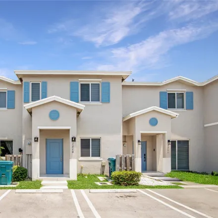 Rent this 3 bed townhouse on Florida City in FL, US
