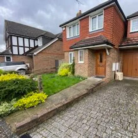 Rent this 4 bed house on Ashurst Place in Gillingham, ME8 7JA