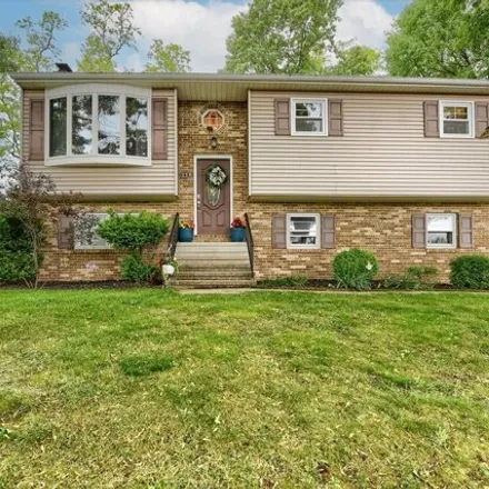Buy this 3 bed house on 115 Sugar Maple Drive in Valley Green, Newberry Township