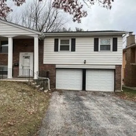 Buy this 4 bed house on 18532 Center Avenue in Homewood, IL 60430