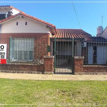 Image 2 - Lituania, Nuevo Quilmes, 1875 Don Bosco, Argentina - House for sale