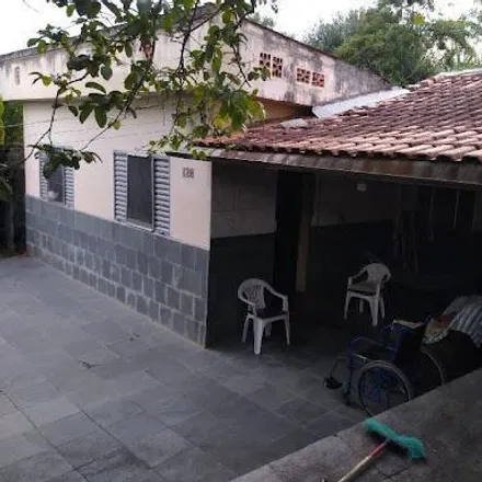 Buy this 2 bed house on Estrada Vicinal Doutor Rafael Américo Rainier in Jardim Santa Luzia, Guaratinguetá - SP
