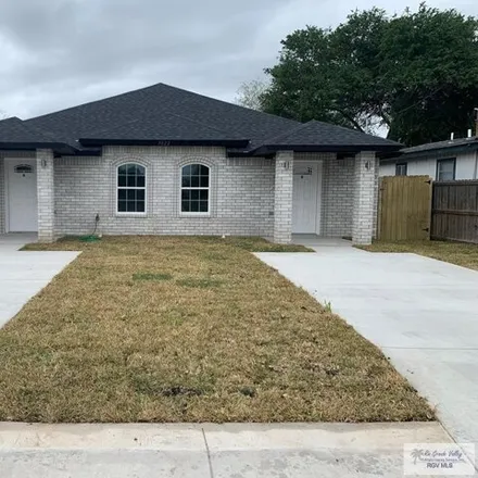 Buy this studio house on 3020 La Plaza Drive in Brownsville, TX 78521