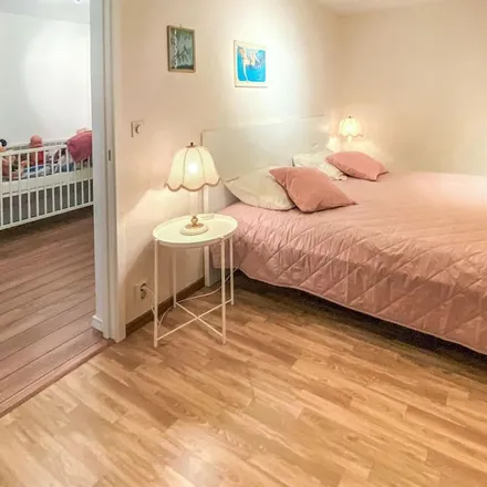 Rent this 4 bed house on 286 33 Örkelljunga