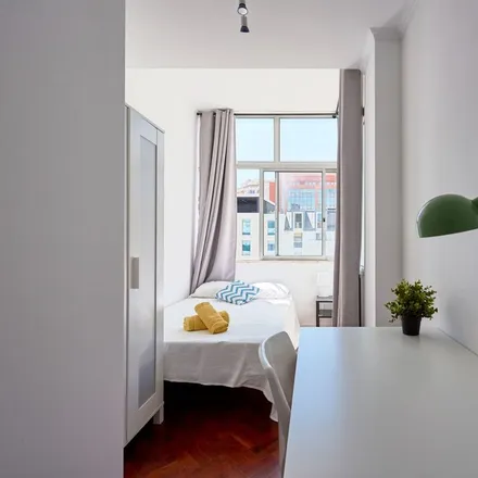 Rent this 1studio room on Avenida Miguel Bombarda