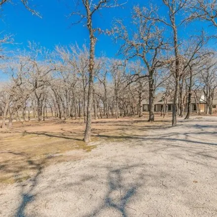Image 3 - 3001 North O'Neal Avenue, Annetta, TX 76008, USA - House for sale