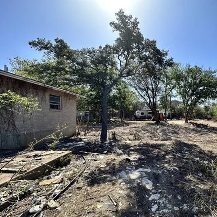 Image 9 - 3579 Medina Highway, Kerrville, TX 78028, USA - House for sale