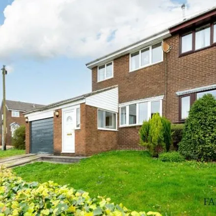 Buy this 3 bed duplex on Grassington Drive in Haggate, BB10 2SP