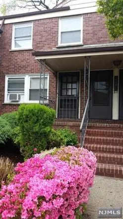 Rent this 1 bed condo on 1566 Palisade Avenue in Fort Lee, NJ 07024