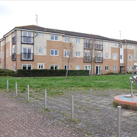 Rent this 2 bed apartment on Hobart Close in Chelmsford, CM1 2ES