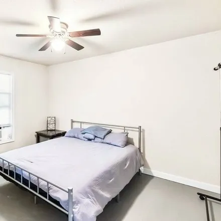 Image 5 - Corpus Christi, TX - Apartment for rent