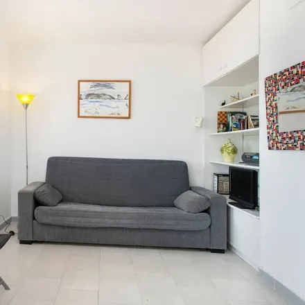 Image 7 - 17130 Torroella de Montgrí, Spain - Apartment for rent