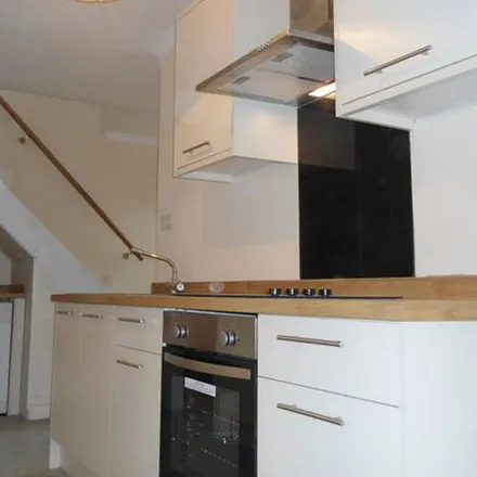 Image 7 - Station Road, Chelmsford Road, Great Dunmow, CM6 1HB, United Kingdom - Apartment for rent
