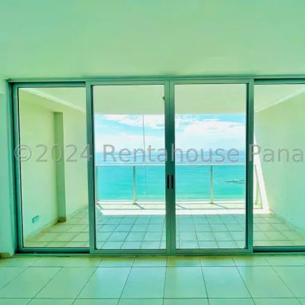 Rent this 3 bed apartment on Kolosal Tower in Calle Matilde Obarrio De Mallet, San Francisco