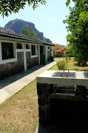 Rent this 4 bed house on Tepoztlán