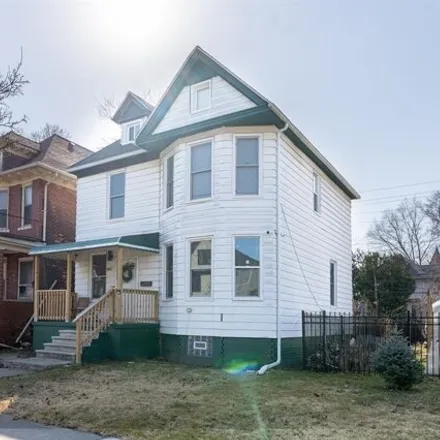 Buy this 4 bed house on 2817 Sheridan Street in Detroit, MI 48214