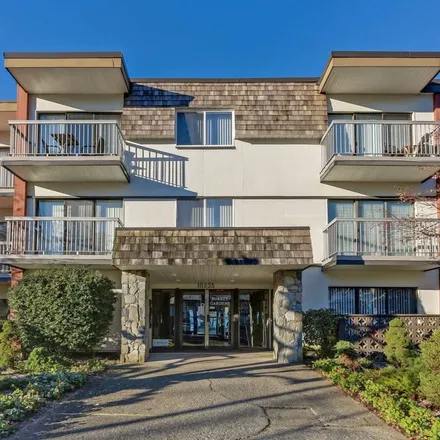 Image 2 - 12747 102 Avenue, Surrey, BC V3T 2Z0, Canada - Apartment for rent
