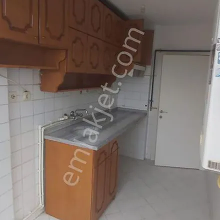 Image 1 - Ayyıldız İlkokulu, Karacaoğlan Sokak, 06145 Pursaklar, Turkey - Apartment for rent