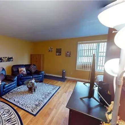 Buy this studio apartment on Midland Avenue in Gunther Park, City of Yonkers