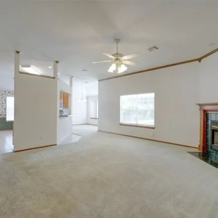 Image 6 - 1409 Central Pkwy, Norman, Oklahoma, 73071 - House for sale