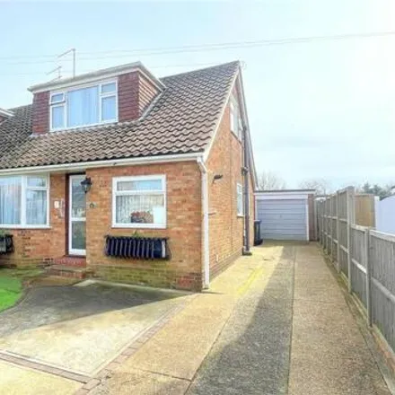 Buy this 3 bed duplex on Thirlmere Crescent in Sompting, BN15 9UE