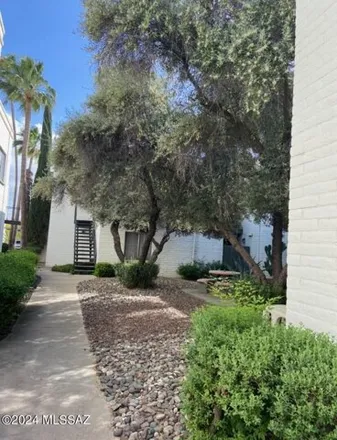 Buy this 1 bed condo on 8403 East Desert Steppes Drive in Tucson, AZ 85710