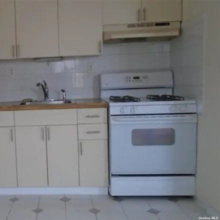 Image 9 - 532 East Broadway, City of Long Beach, NY 11561, USA - Apartment for rent