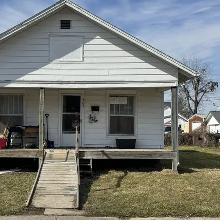 Buy this 3 bed house on 618 West Cottonwood Street in Kirksville, MO 63501