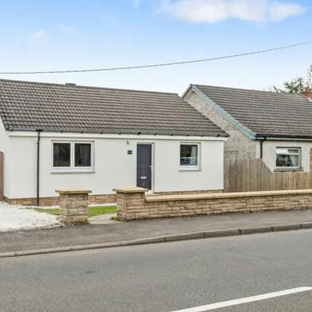 Buy this 5 bed house on B825 in Maddiston, EH49 6LW