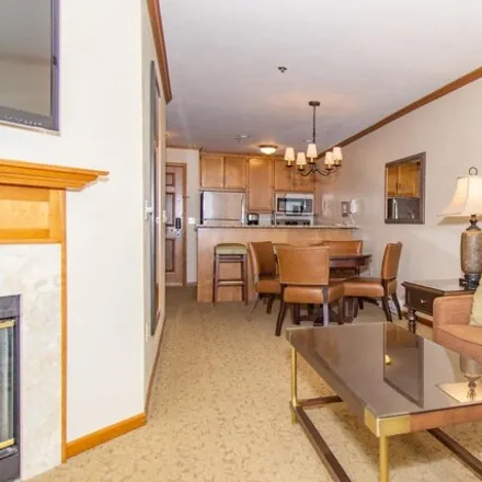 Image 6 - The Osthoff Resort, East Street, Elkhart Lake, Sheboygan County, WI 53020, USA - Condo for sale