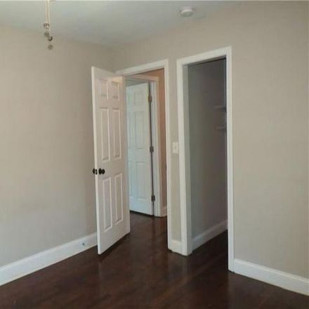 Rent this 3 bed house on 643 Blackhawk Circle in GA 30126, USA