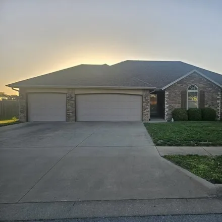 Buy this 3 bed house on Jaylin Avenue in Greene County, MO