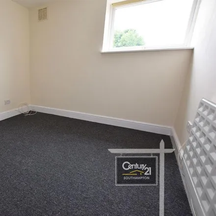 Image 3 - 34 Southcliff Road, Bevois Valley, Southampton, SO14 6GY, United Kingdom - Apartment for rent