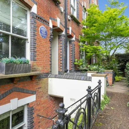 Image 1 - 2 Wildwood Terrace, North End, London, NW3 7HS, United Kingdom - House for sale