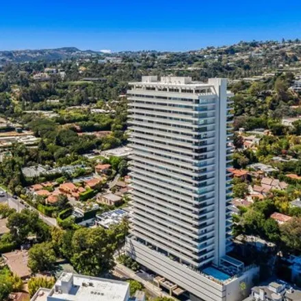 Buy this 1 bed condo on Sierra Towers in 9255 Doheny Road, West Hollywood