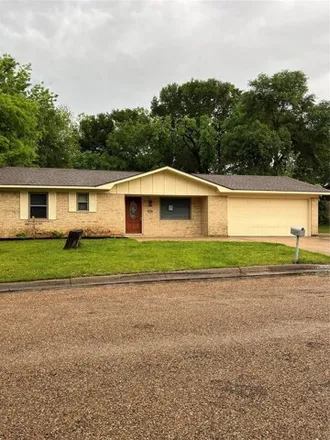 Buy this 3 bed house on 1376 Forrest Drive in Canton, TX 75103